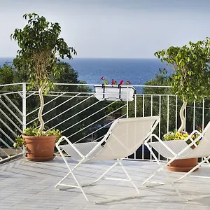 Della Baia Apartment